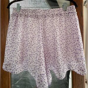 Altar’d State Feminine Flowing Shorts Purple Flowers Size M